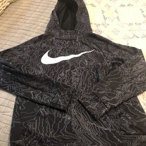 NIKE PULLOVER